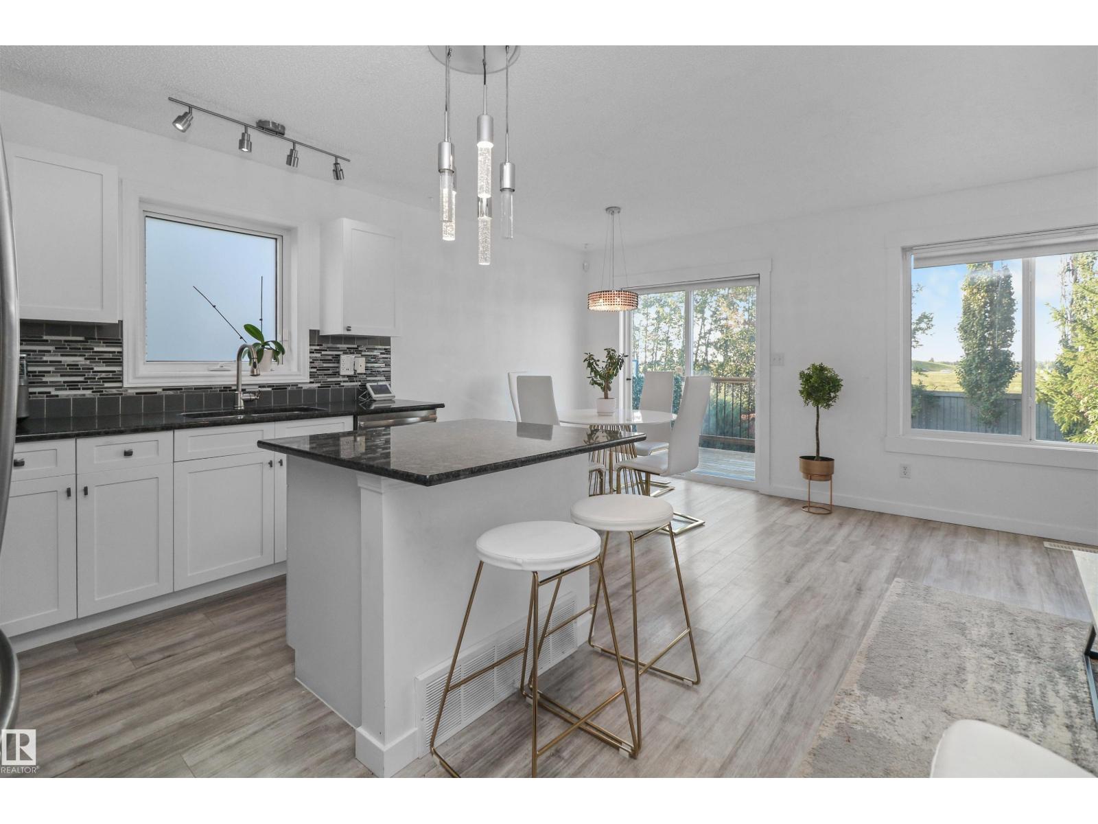 Photo 2 of 6426 1 A Av Sw, Edmonton AB