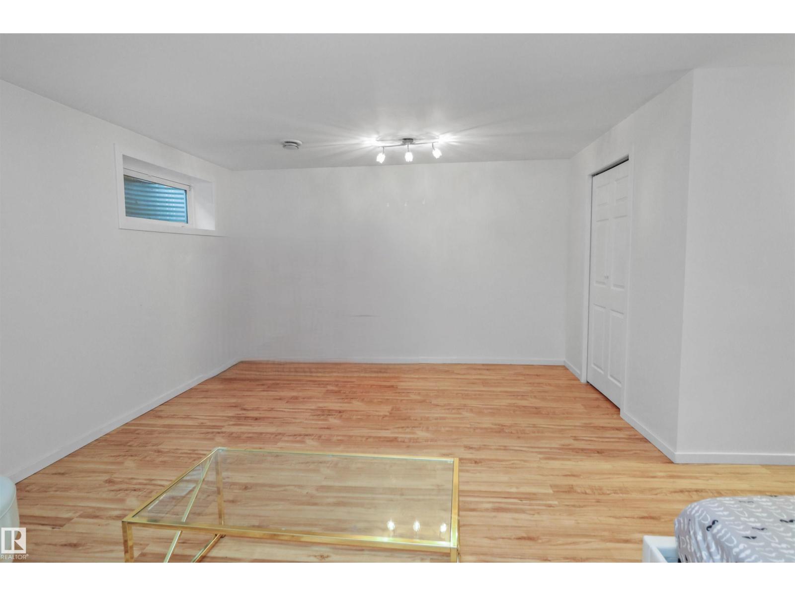 Photo 20 of 6426 1 A Av Sw, Edmonton AB