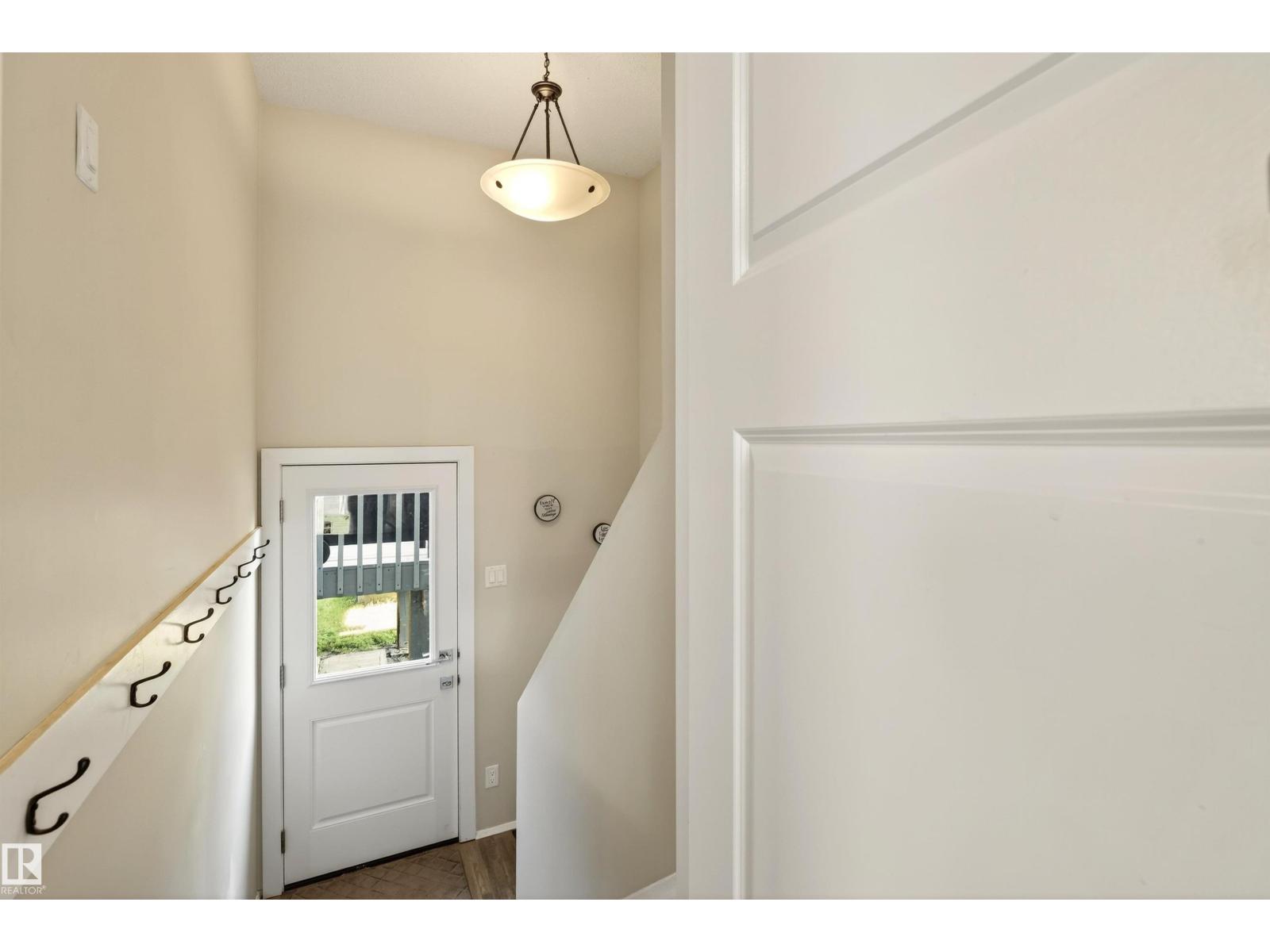 Photo 24 of 4516 27 Av Nw, Edmonton AB