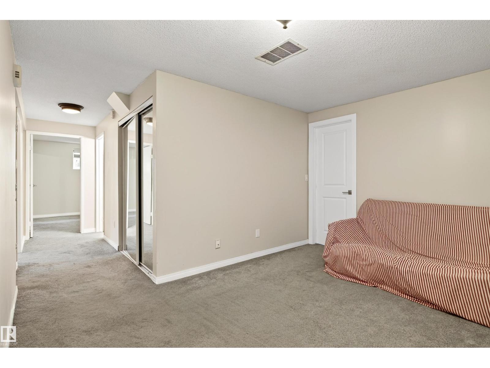 Photo 25 of 4516 27 Av Nw, Edmonton AB