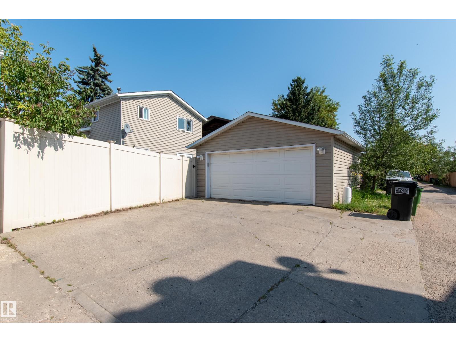 Photo 26 of 18115 76 Av Nw, Edmonton AB