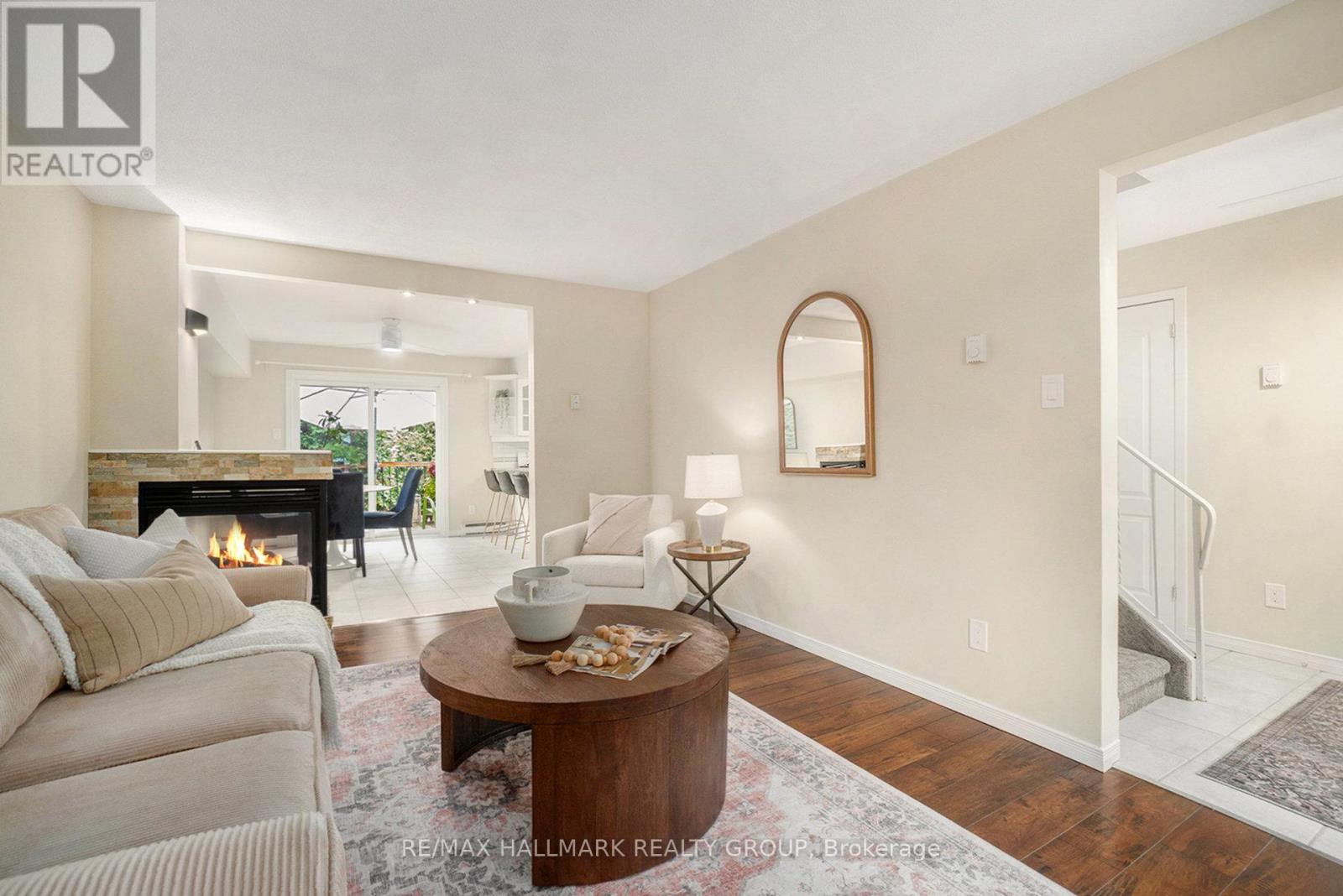 Photo 6 of 1611 Belcourt Boulevard, Ottawa ON