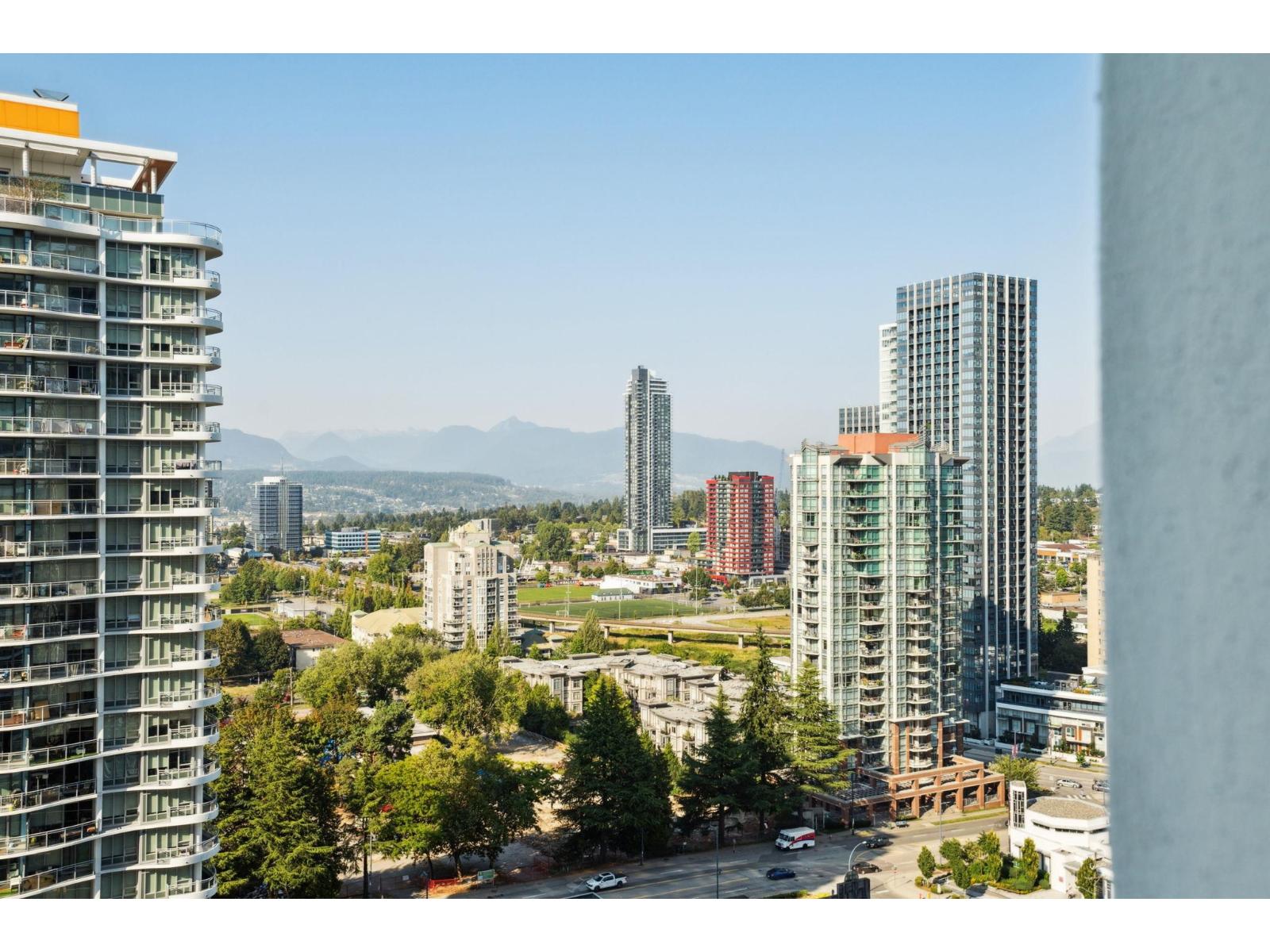 Photo 15 of 1813 13308 Central Avenue, Surrey BC