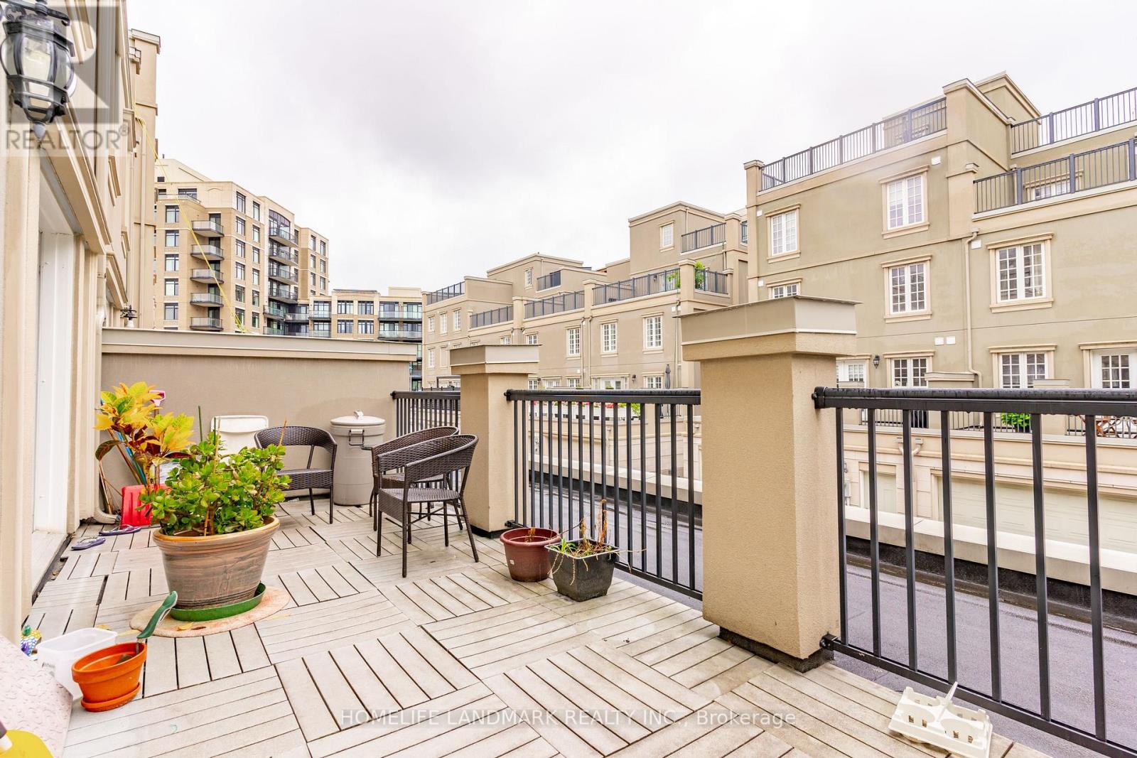 Photo 20 of 9 Mackenzies Stand Avenue, Markham ON