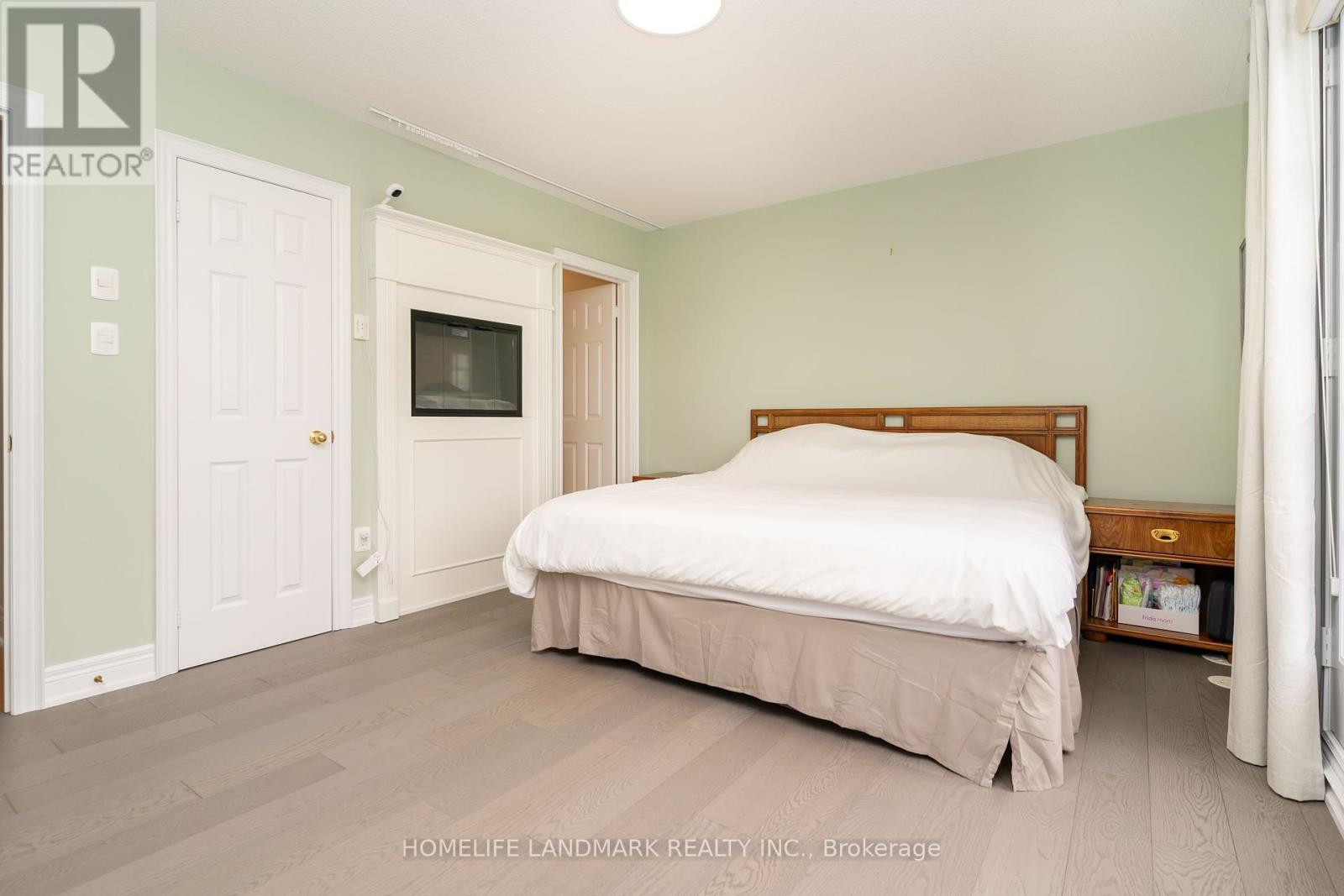 Photo 34 of 9 Mackenzies Stand Avenue, Markham ON