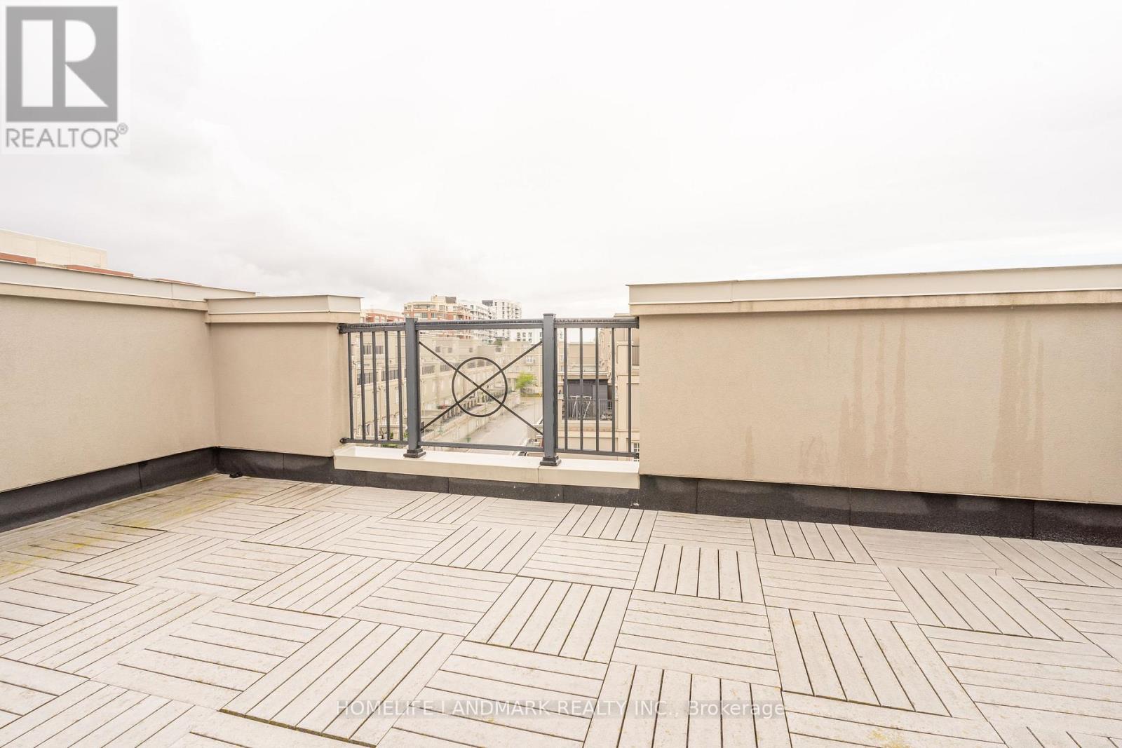 Photo 37 of 9 Mackenzies Stand Avenue, Markham ON