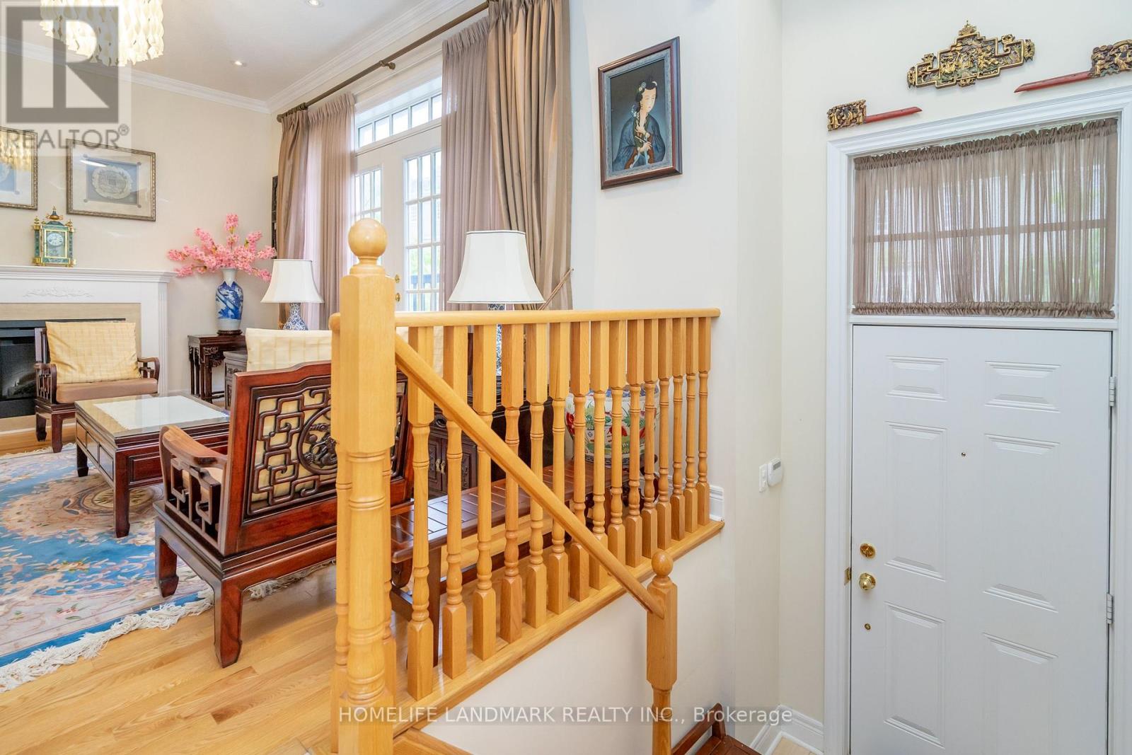 Photo 5 of 9 Mackenzies Stand Avenue, Markham ON