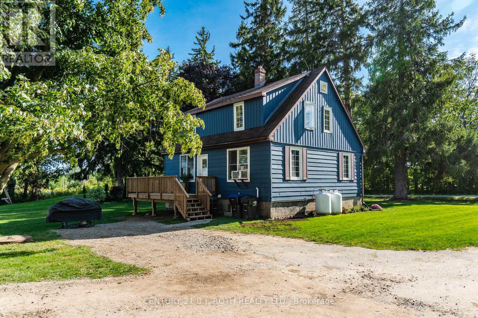 Photo 11 of 363 12 Line N, Oromedonte ON