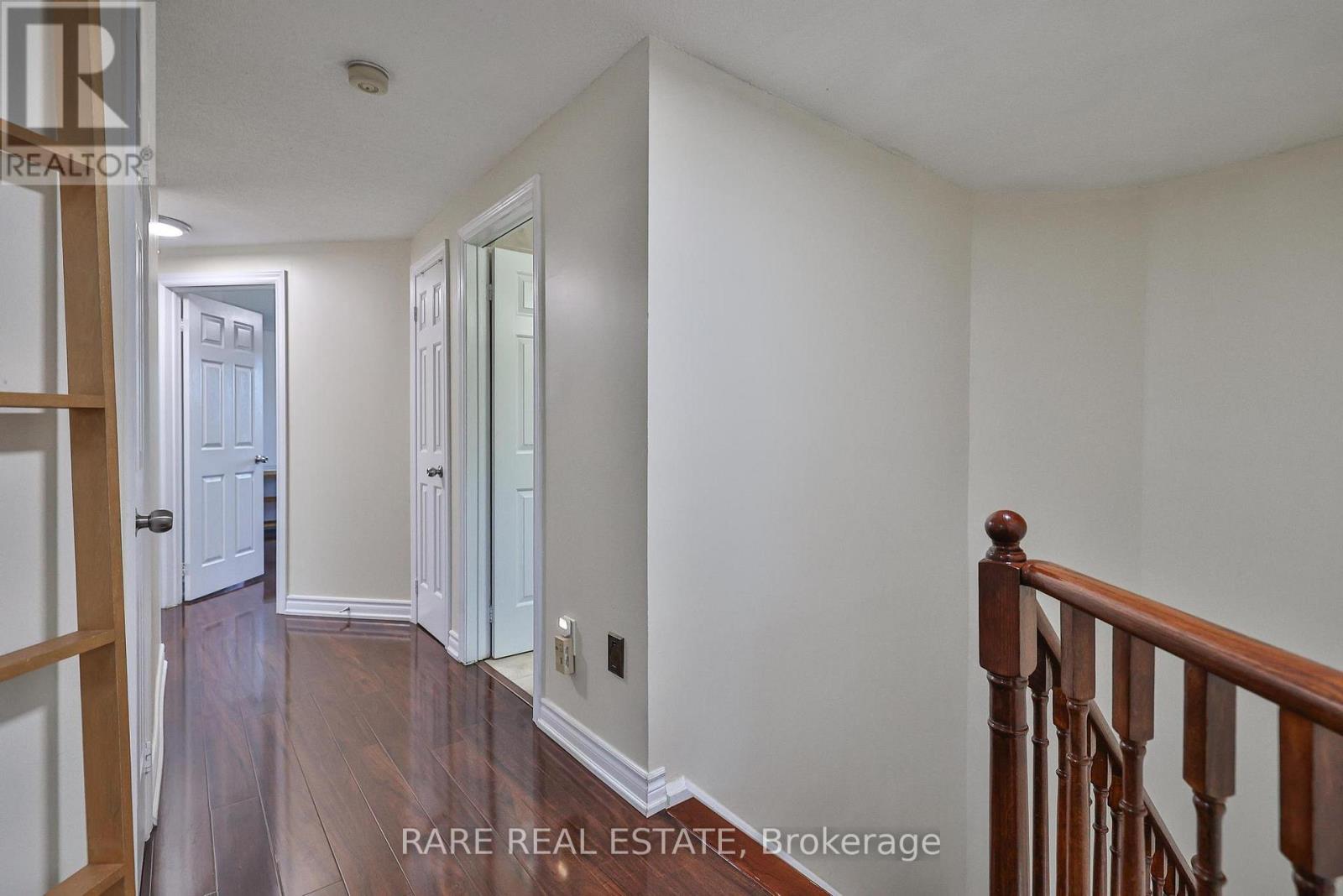 Photo 24 of 3576 Cherrington Crescent, Mississauga ON