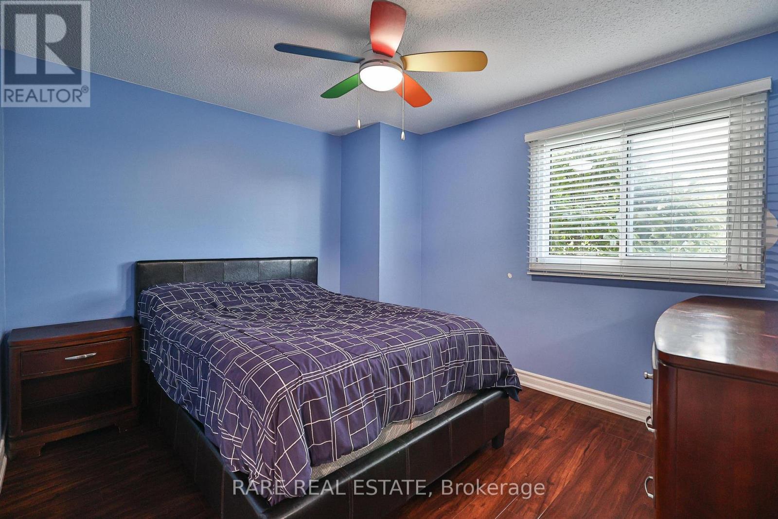 Photo 31 of 3576 Cherrington Crescent, Mississauga ON