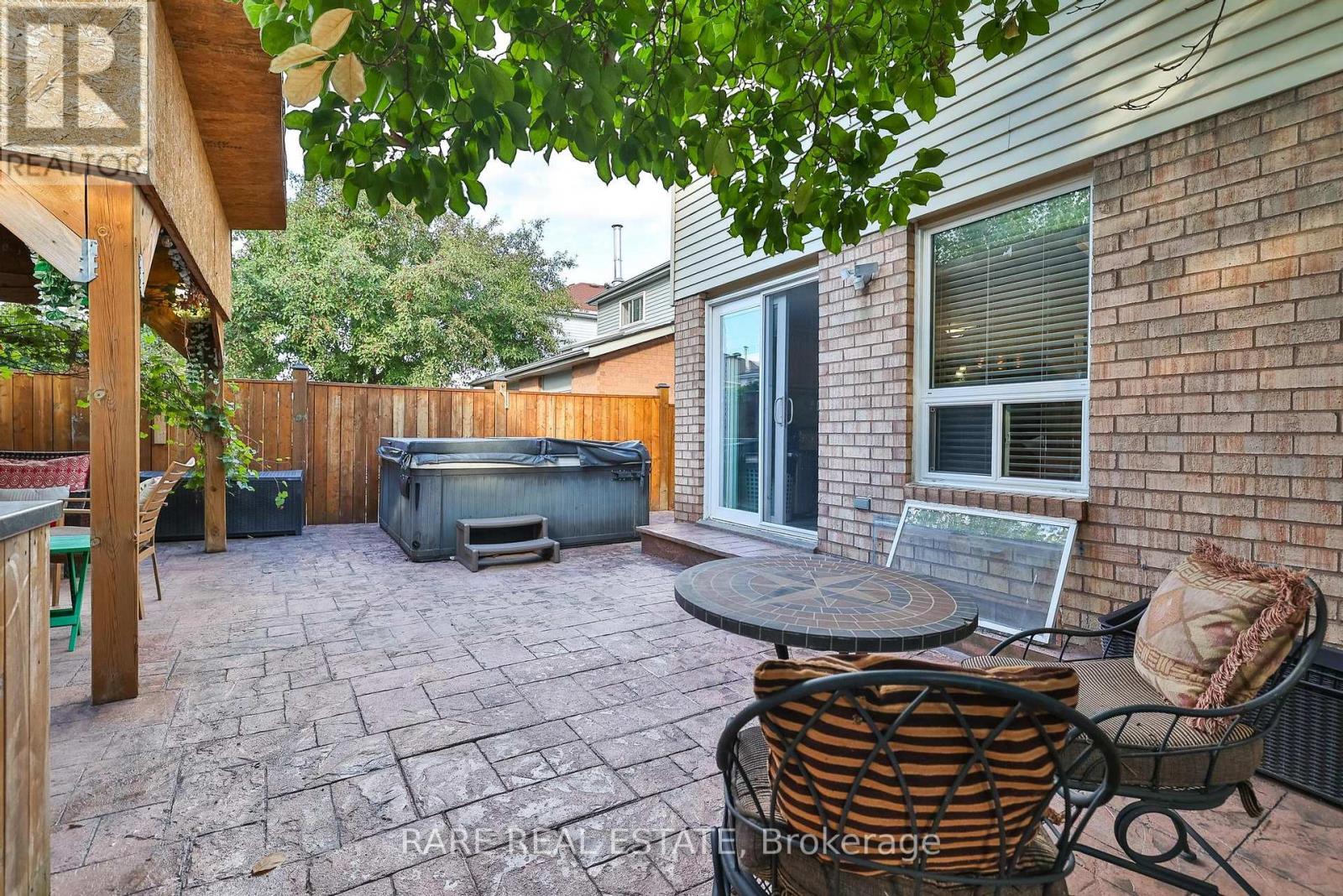 Photo 49 of 3576 Cherrington Crescent, Mississauga ON