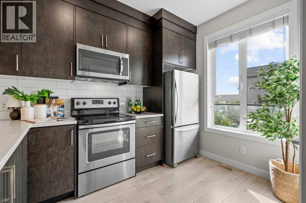 Photo 12 of 414 Drake Landing Wynd, Okotoks AB