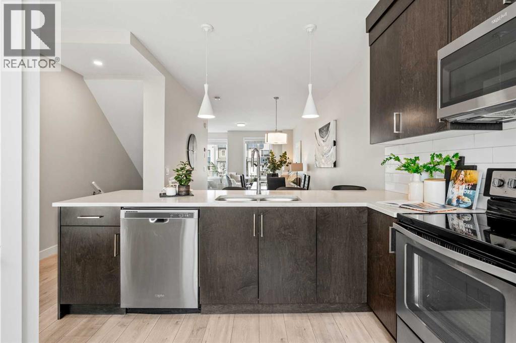Photo 14 of 414 Drake Landing Wynd, Okotoks AB