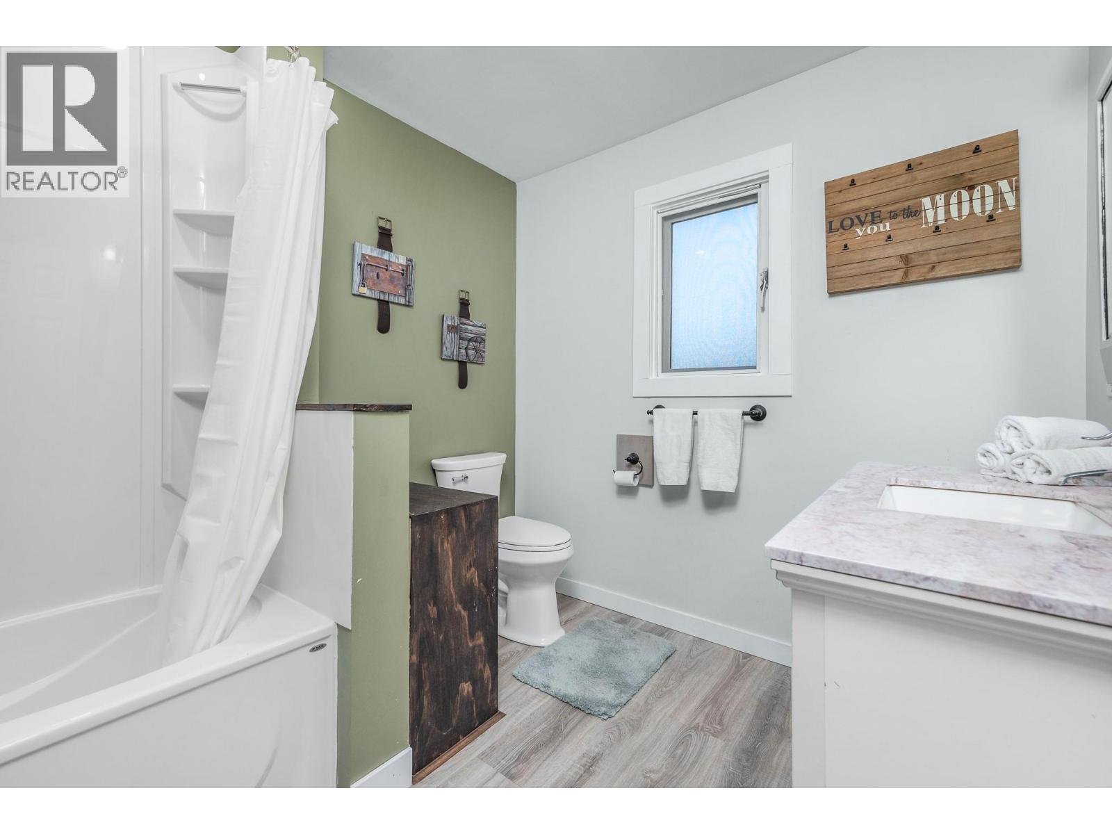  5221 Hartnell Road, Vernon