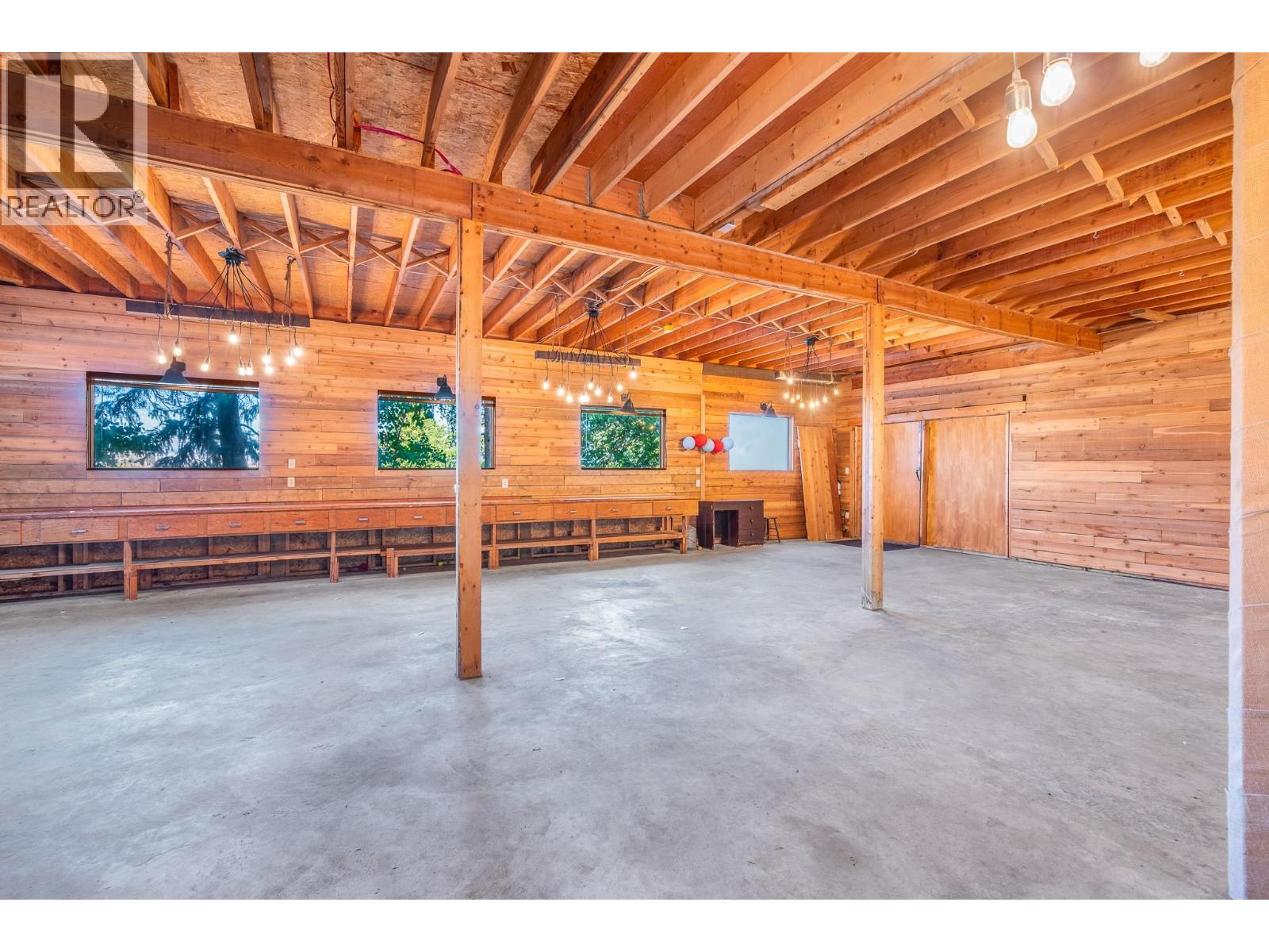  5221 Hartnell Road, Vernon