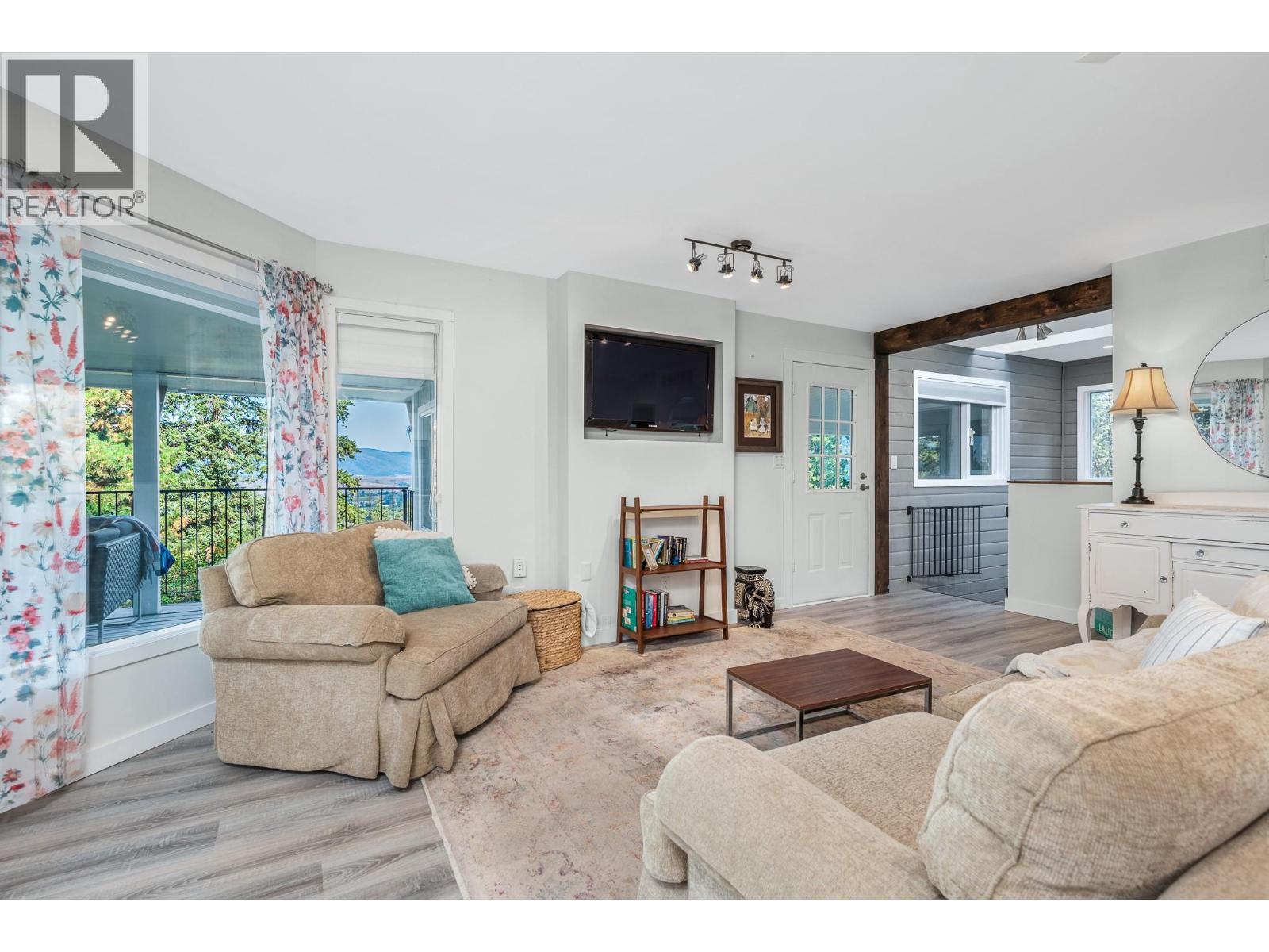  5221 Hartnell Road, Vernon