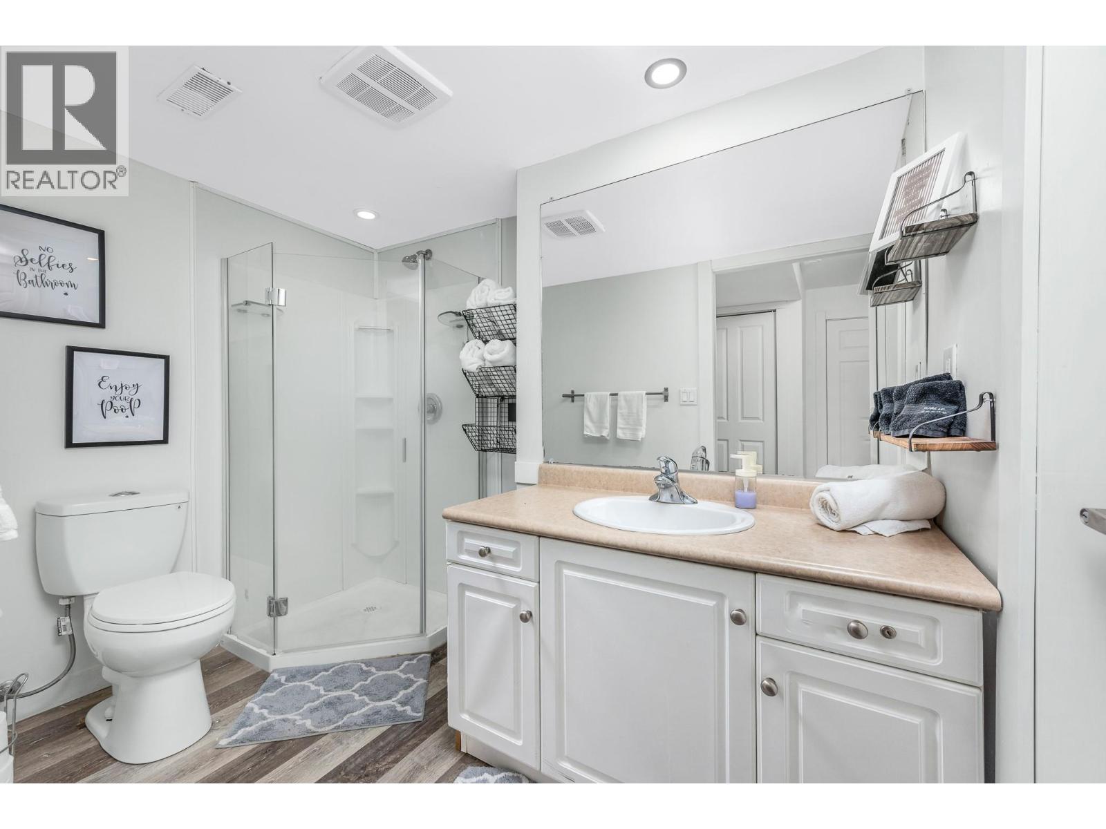 5221 Hartnell Road, Vernon