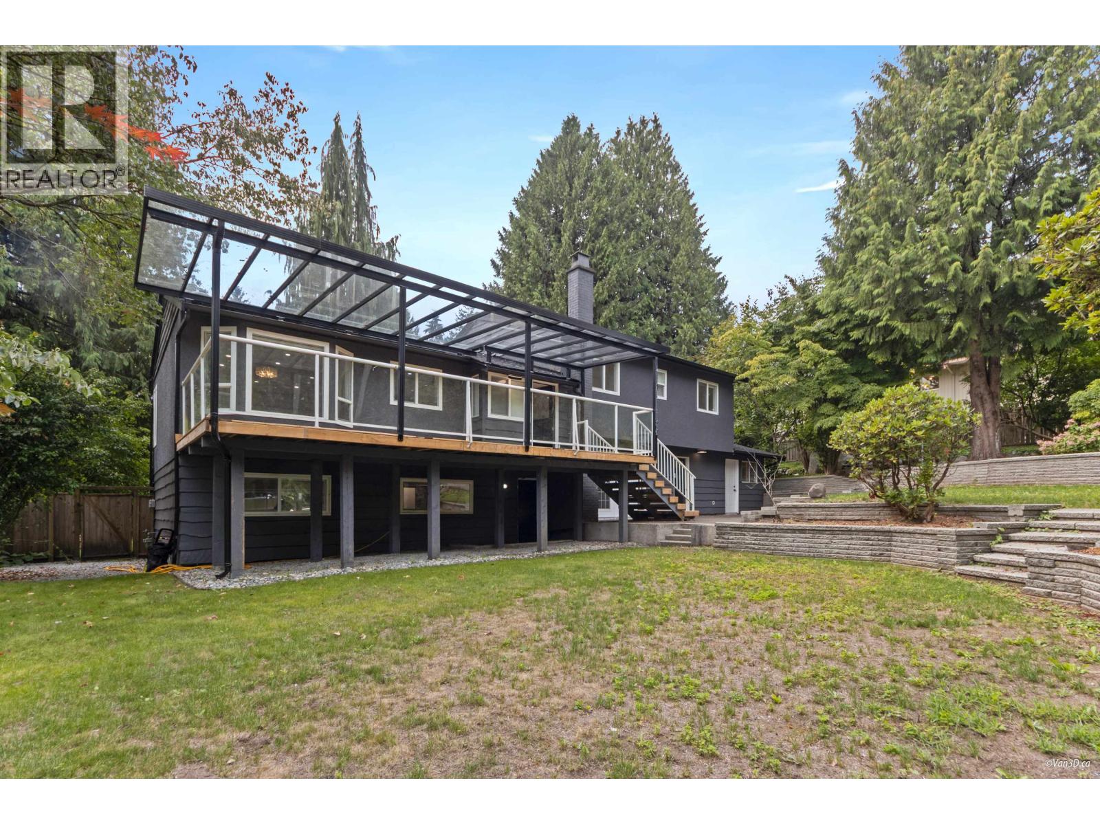 Photo 4 of 2959 Wagon Wheel Circle, Coquitlam BC
