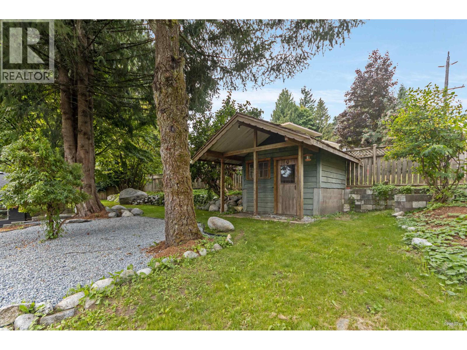 Photo 6 of 2959 Wagon Wheel Circle, Coquitlam BC