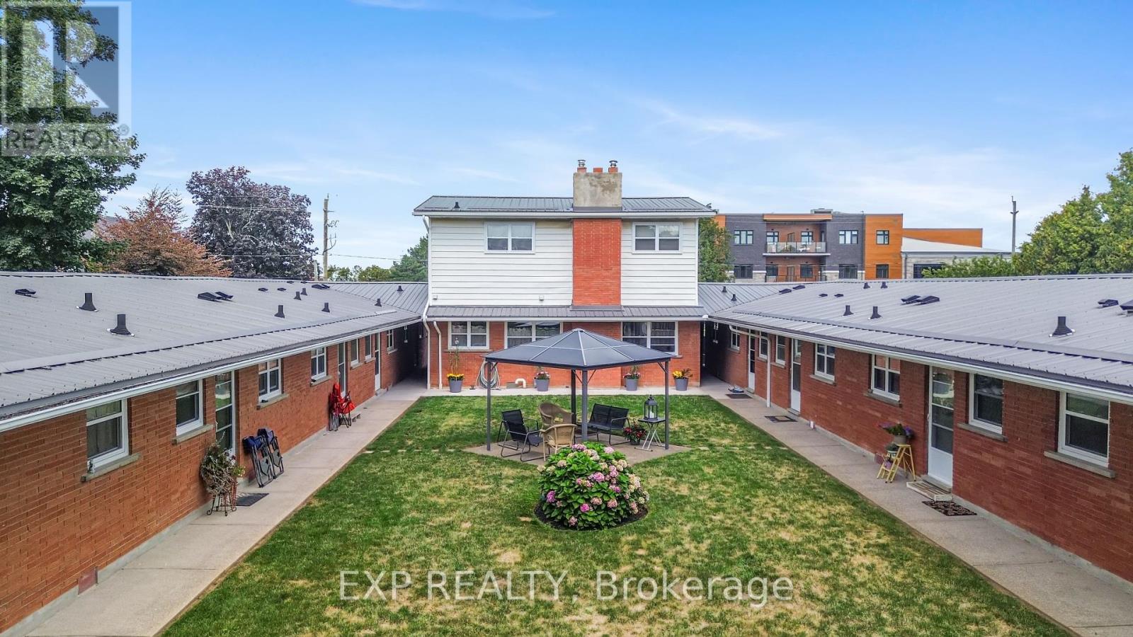 Photo 20 of 2 3314 Menno Street, Lincoln ON