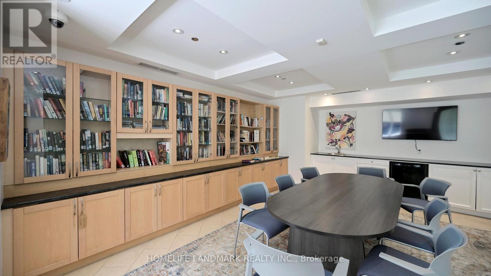 Photo 40 of 404 451 Rosewell Avenue, Toronto ON