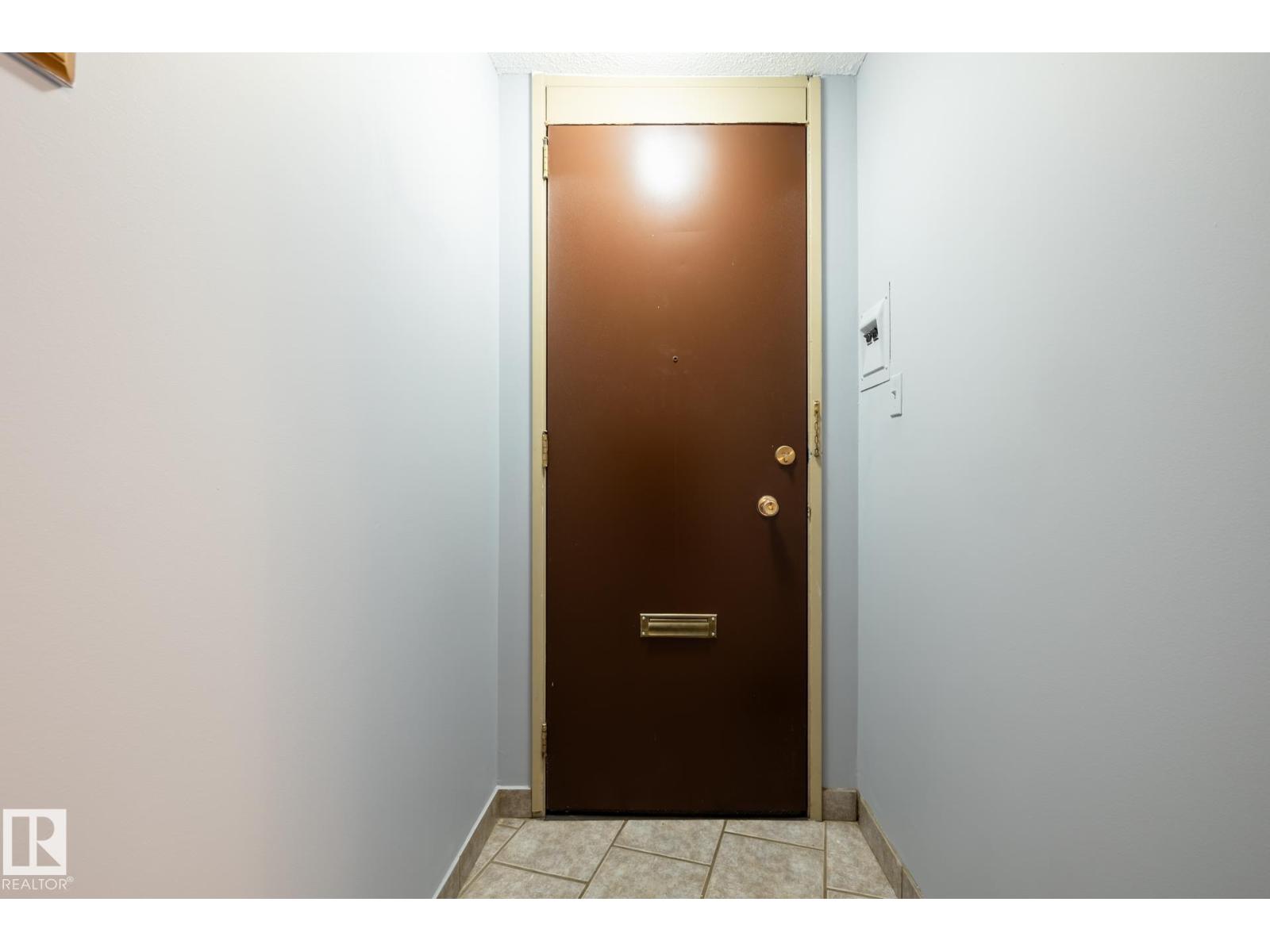 Photo 23 of 911 10883 Saskatchewan Dr Nw, Edmonton AB