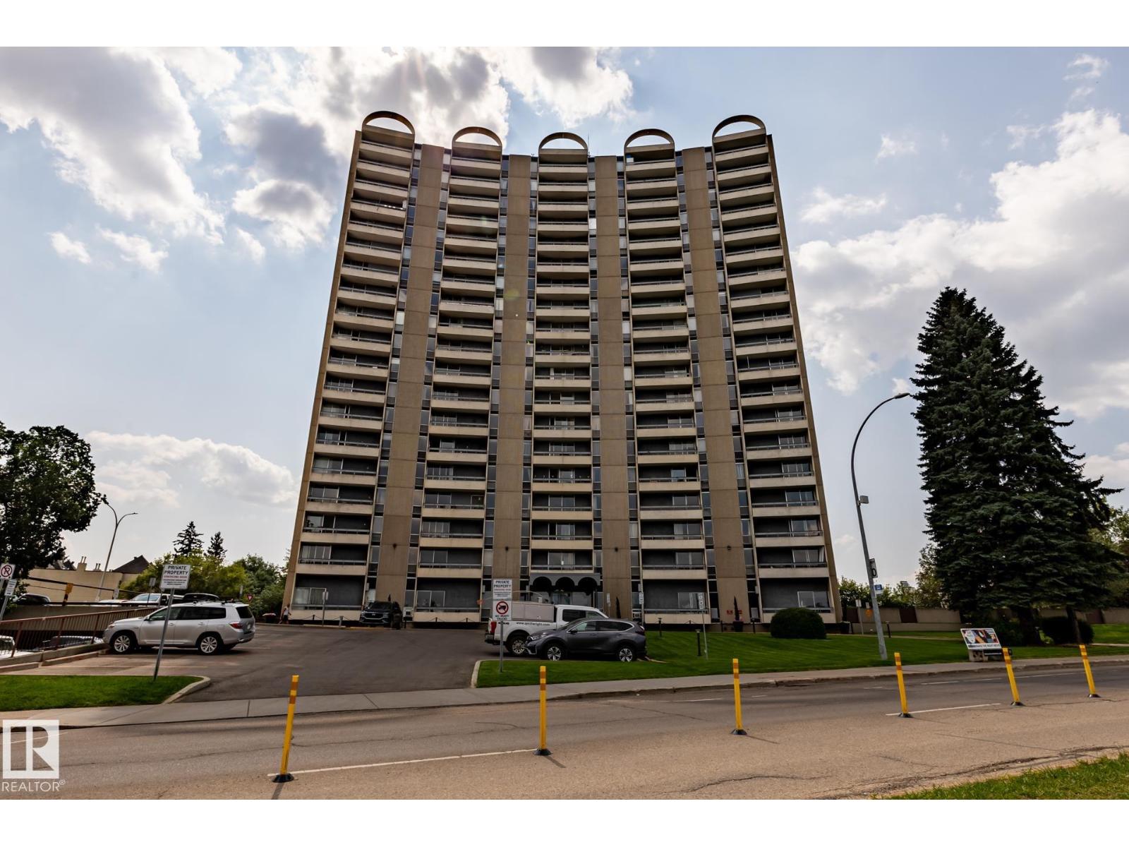 Photo 1 of 911 10883 Saskatchewan Dr Nw, Edmonton AB