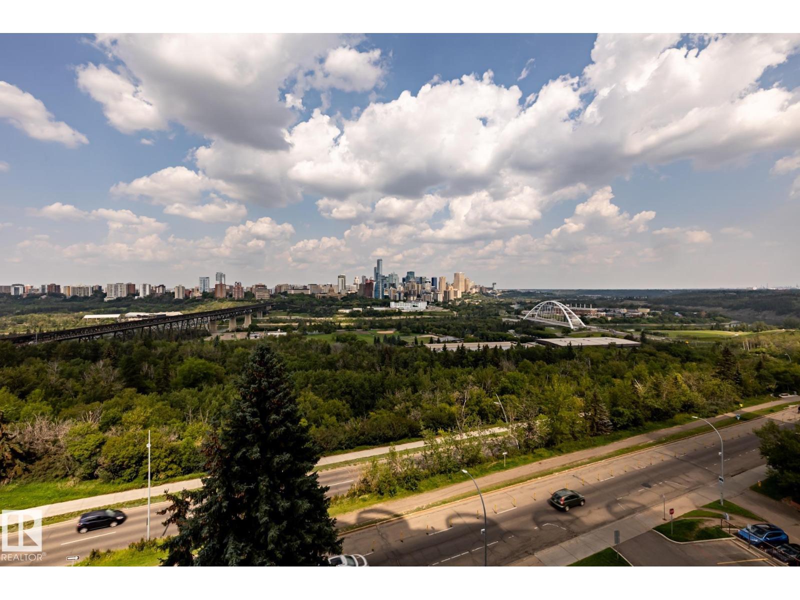 Photo 2 of 911 10883 Saskatchewan Dr Nw, Edmonton AB