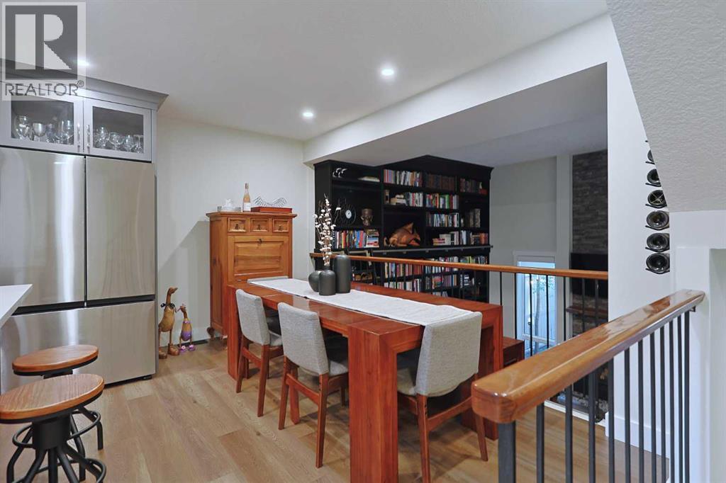 Photo 17 of 42 27 Silver Springs Drive Nw, Calgary AB