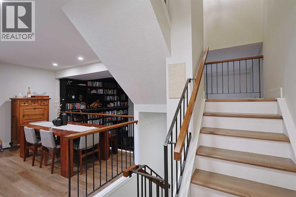 Photo 20 of 42 27 Silver Springs Drive Nw, Calgary AB