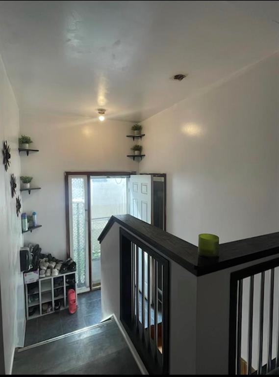 Photo 2 of 264 Pritchard Avenue, Winnipeg MB