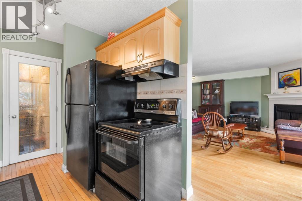 Photo 13 of 25 821 3 Avenue Sw, Calgary AB