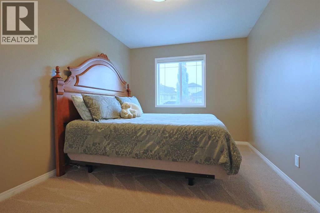Photo 29 of 242 Royal Birkdale Crescent Nw, Calgary AB
