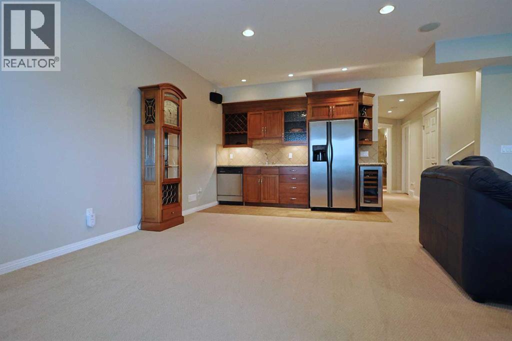 Photo 35 of 242 Royal Birkdale Crescent Nw, Calgary AB