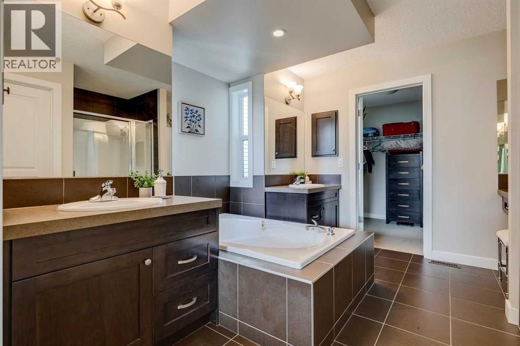 Photo 26 of 9 Cranarch Way Se, Calgary AB