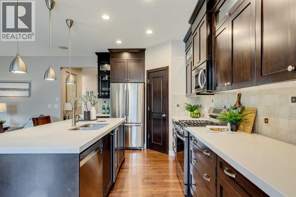 Photo 10 of 9 Cranarch Way Se, Calgary AB