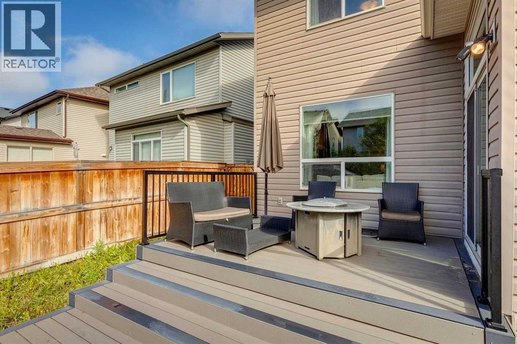 Photo 12 of 9 Cranarch Way Se, Calgary AB