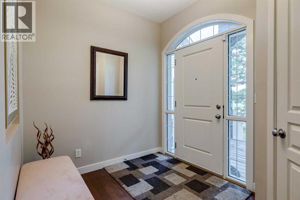 Photo 5 of 9 Cranarch Way Se, Calgary AB