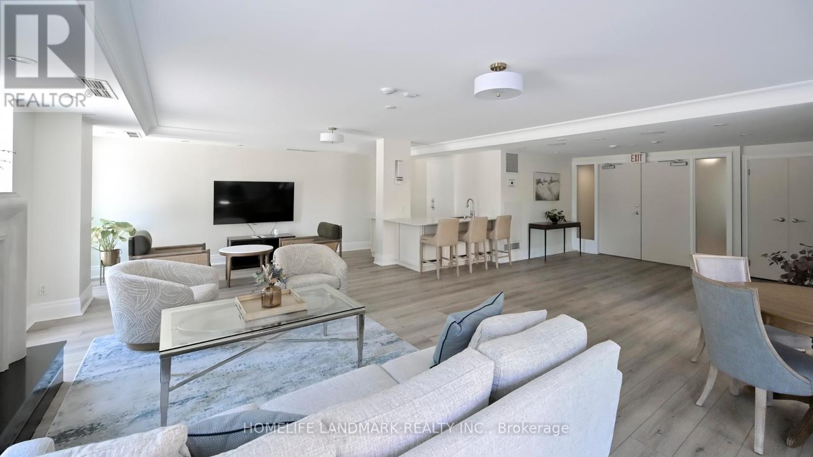 Photo 36 of 404 451 Rosewell Avenue, Toronto ON