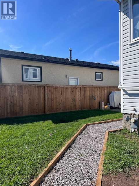 Photo 30 of 98 Westview Crescent, Blackfalds AB