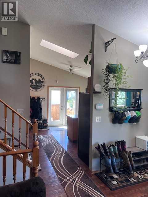 Photo 5 of 98 Westview Crescent, Blackfalds AB
