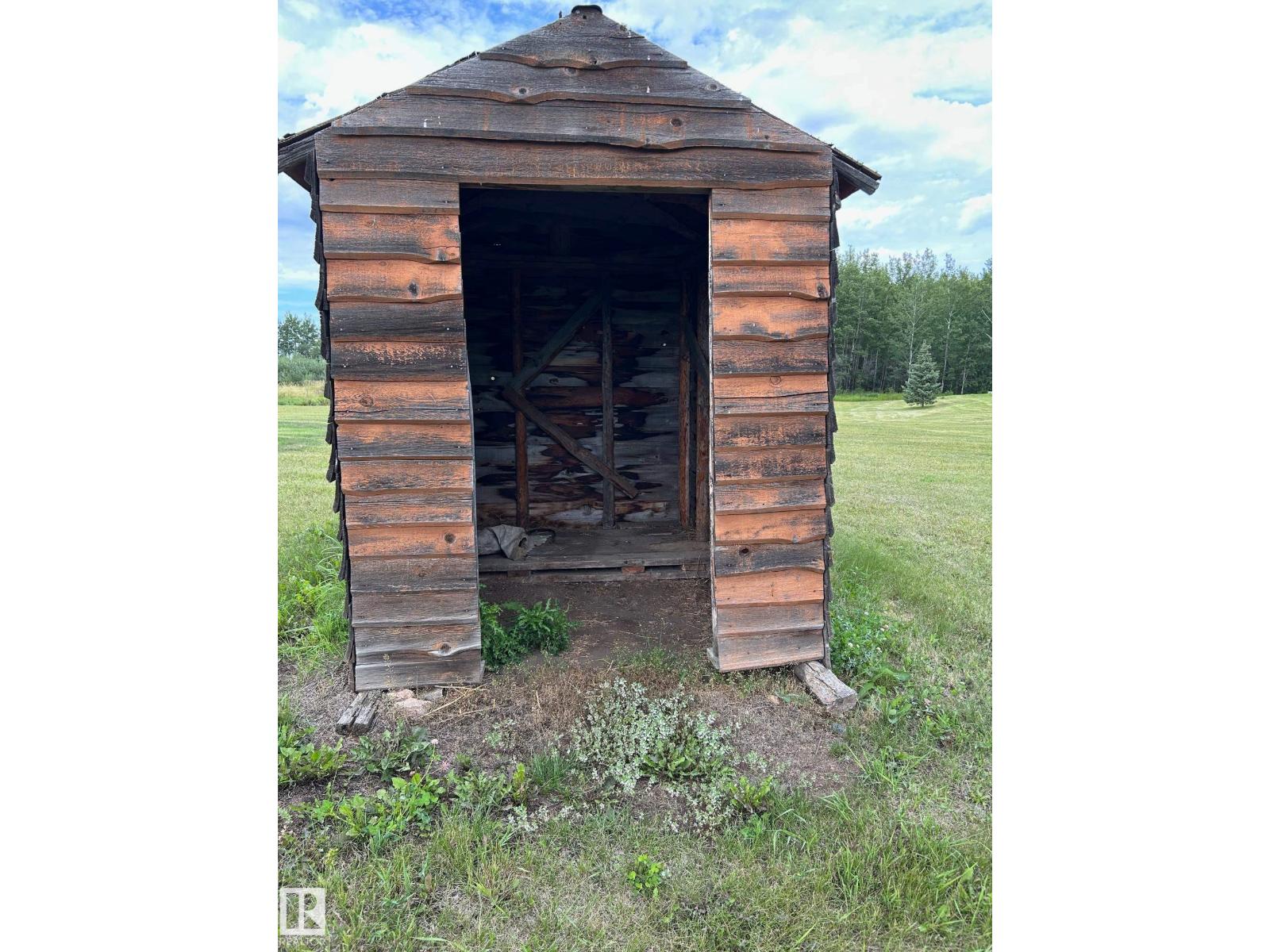 Photo 42 of 60432 Rge Rd 222, Rural Thorhild County AB