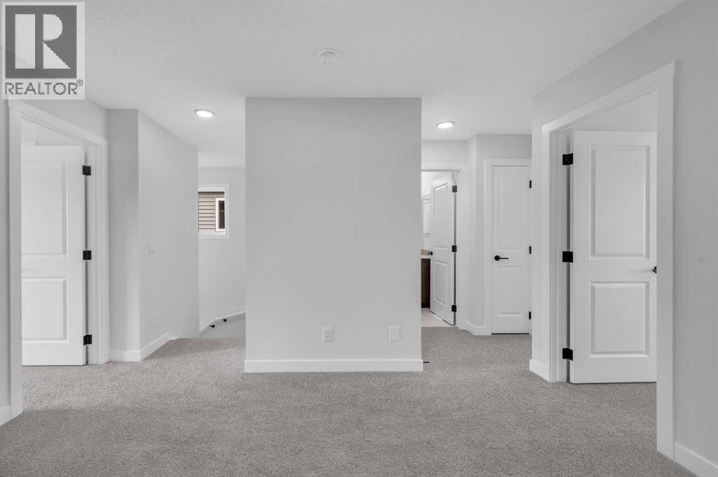 Photo 25 of 614 Wolf Willow Boulevard Se, Calgary AB