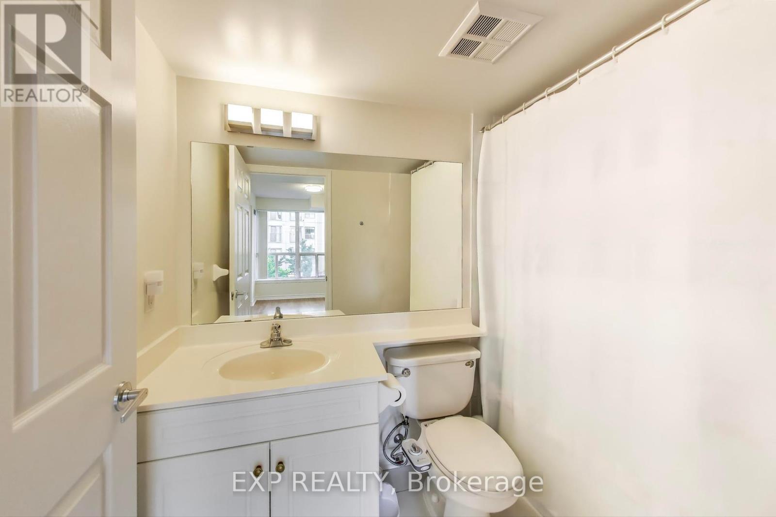 Photo 26 of 510 19 Barberry Place, Toronto ON