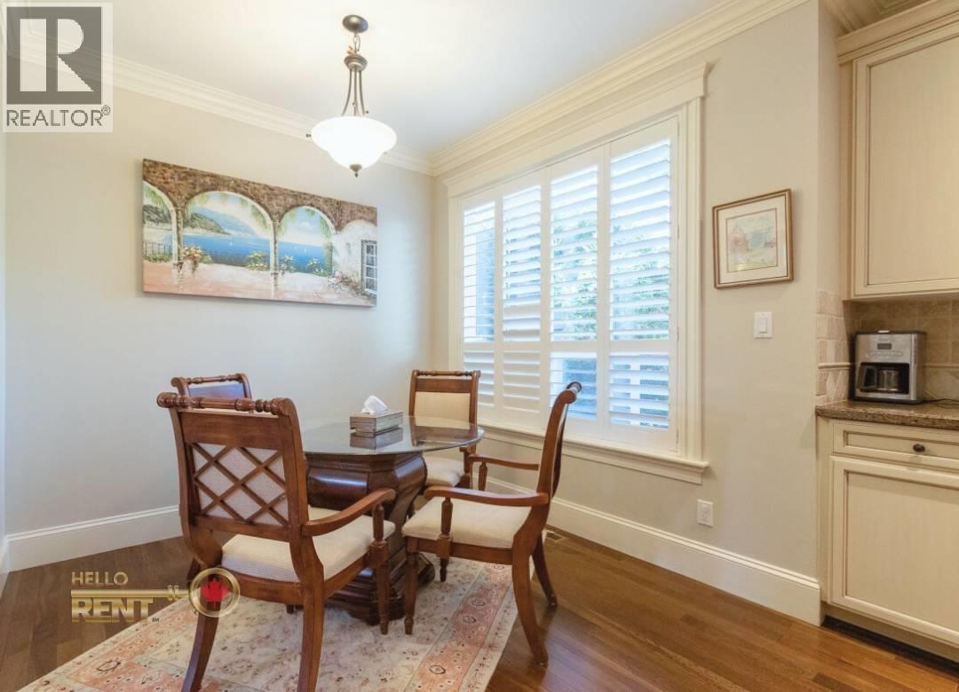 Photo 3 of 3440 Wellington Crescent, North Vancouver BC