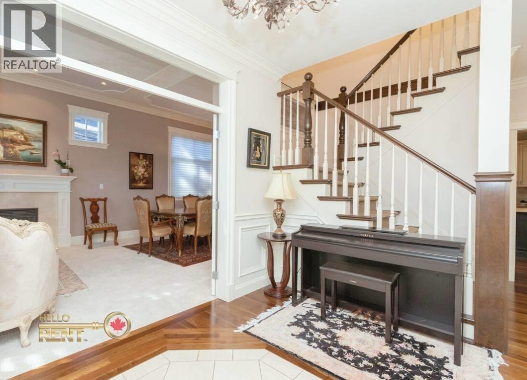 Photo 8 of 3440 Wellington Crescent, North Vancouver BC