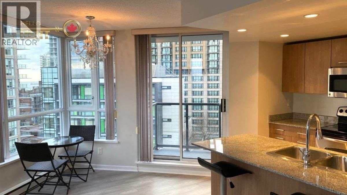 Photo 4 of 1507 1212 Howe Street, Vancouver BC