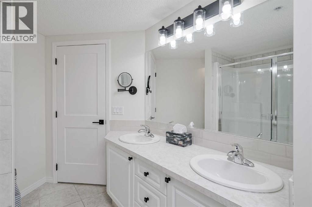 Photo 18 of 201 40 Parkridge View Se, Calgary AB