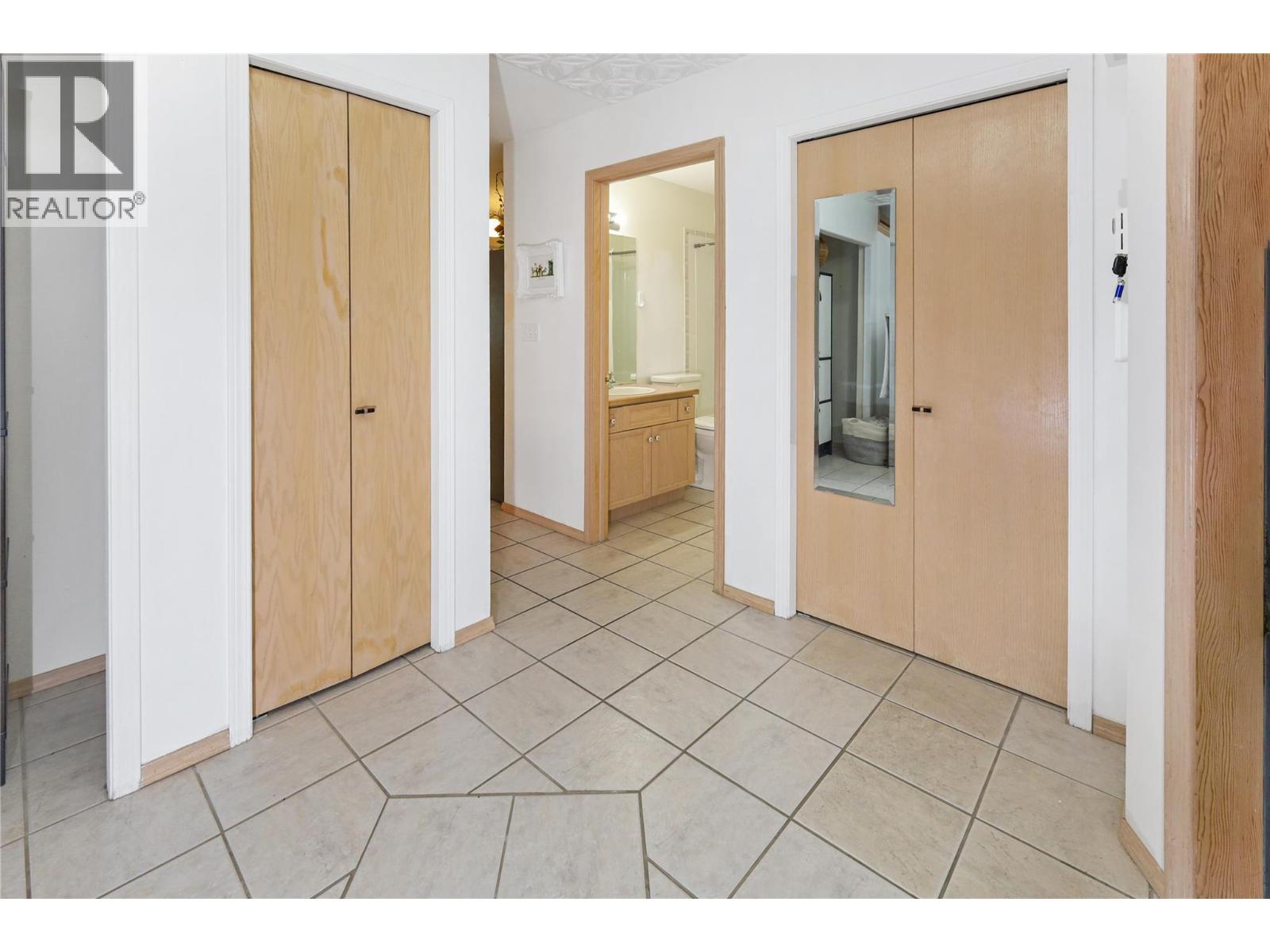 Photo 16 of 4850 Mckay Street Unit 4, Radium Hot Springs BC