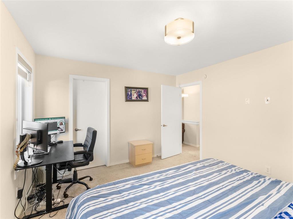 Photo 19 of 158 Northwater Bay, Winnipeg MB